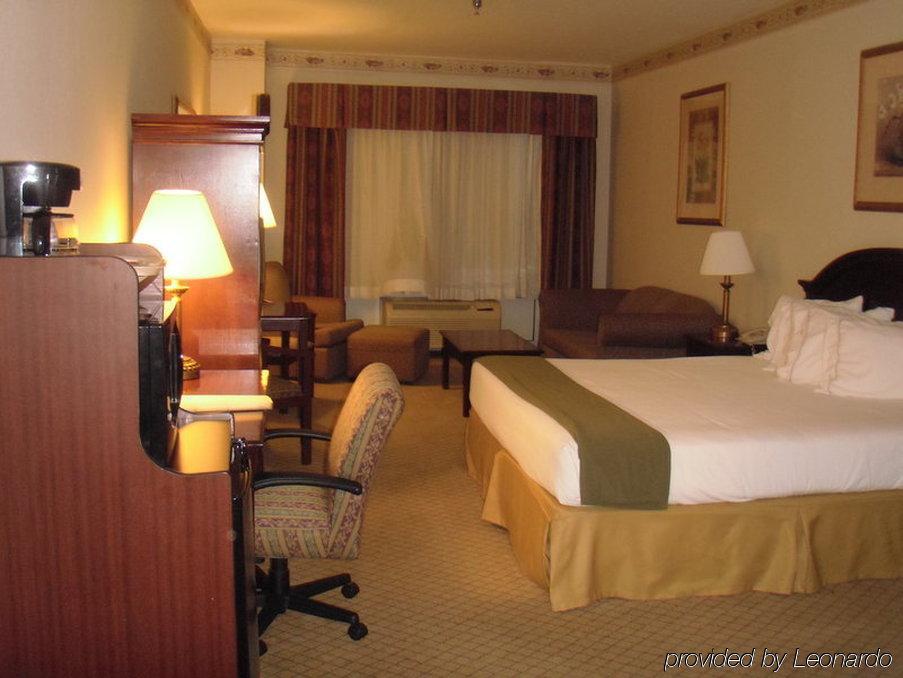 Baymont By Wyndham Montgomery South Chambre photo