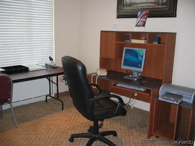 Baymont By Wyndham Montgomery South Extérieur photo